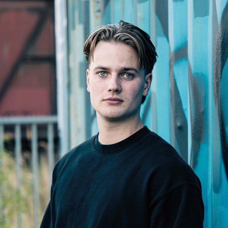 JUUL EXLER