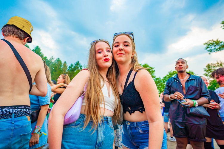 Sunrise Festival 2023 | De start van een onvergetelijk mooi weekend! ⛺️🧡