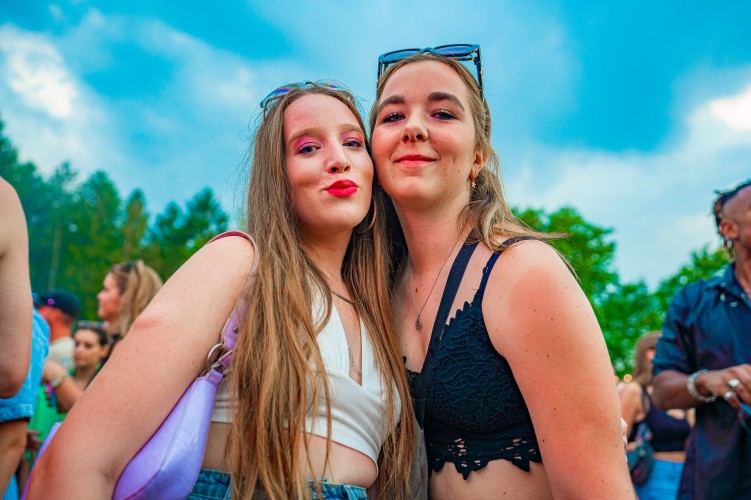 Sunrise Festival 2023 | De start van een onvergetelijk mooi weekend! ⛺️🧡