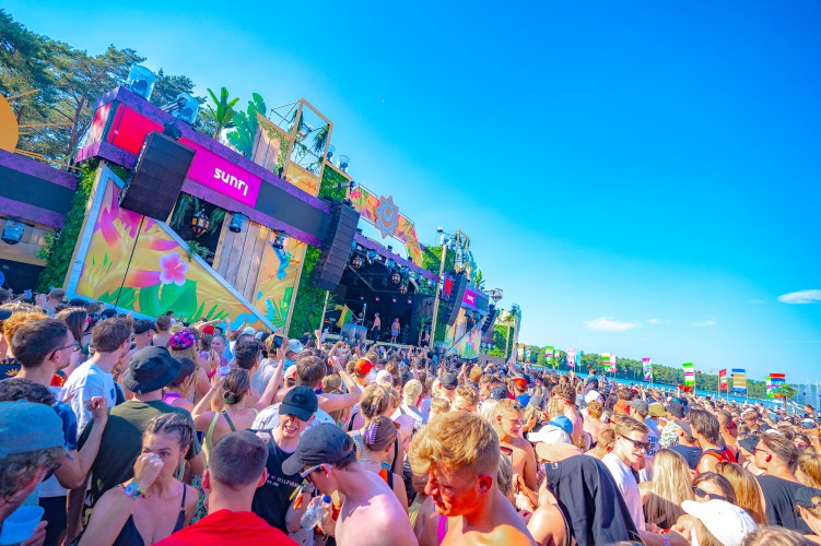 Sunrise Festival 2023 | Alle spetters verzamelen! 🩷🩵