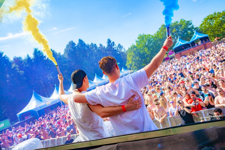 Sunrise Festival 2023 | Alle spetters verzamelen! 🩷🩵