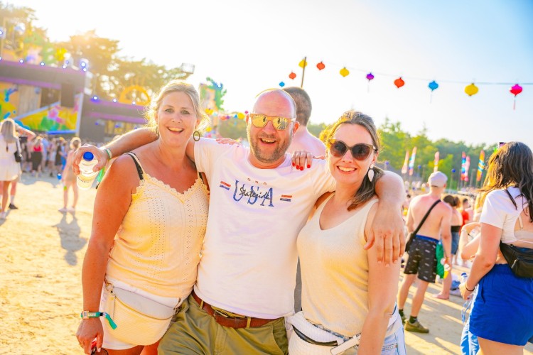 Sunrise Festival 2023 | De zomer = van ons! 🍹⛱