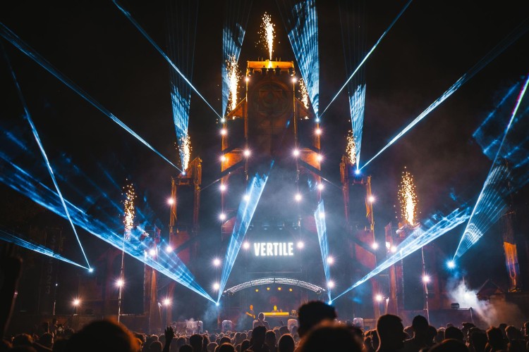 Sunrise Festival 2023 | Een knallende start = het halve werk! 🥳