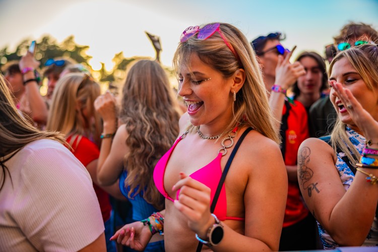 Sunrise Festival 2024 | Een goed begin is het halve werk! 🥳