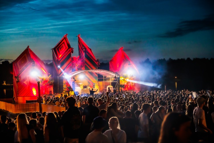 Sunrise Festival 2024 | Oneindig veel zonnestraaltjes: aanwezig! ☀️