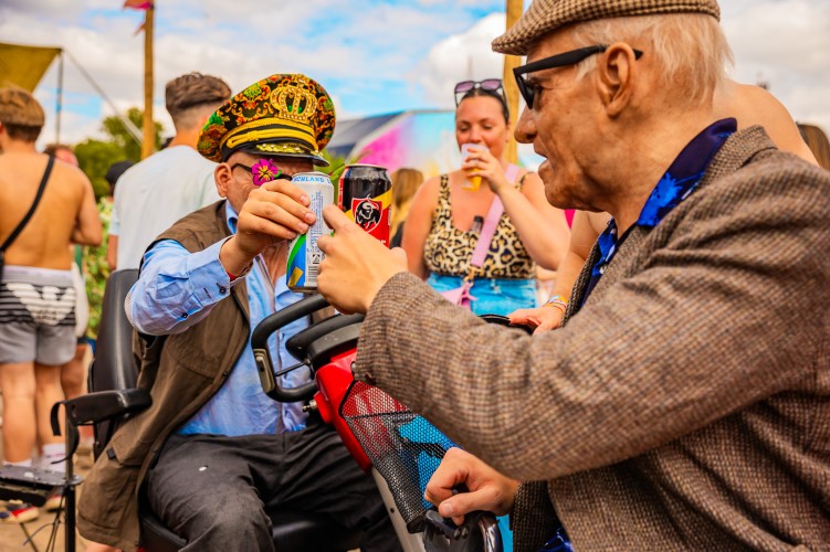 Sunrise Festival 2024 | Oneindig veel zonnestraaltjes: aanwezig! ☀️