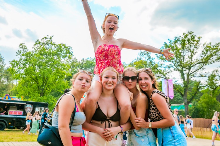 Sunrise Festival 2024 | Oneindig veel zonnestraaltjes: aanwezig! ☀️