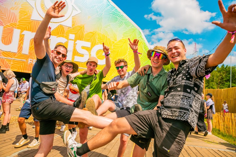 Sunrise Festival 2024 | Oneindig veel zonnestraaltjes: aanwezig! ☀️