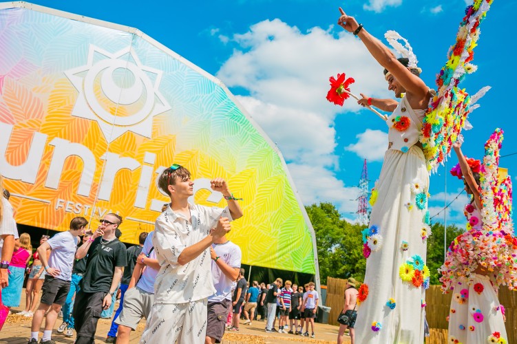 Sunrise Festival 2024 | Oneindig veel zonnestraaltjes: aanwezig! ☀️