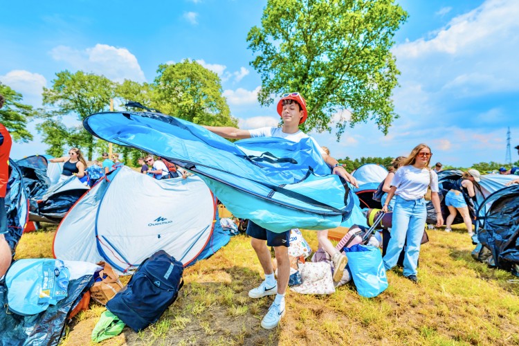 Sunrise Festival 2024 | De kick-off van een waanzinnig weekend 💜